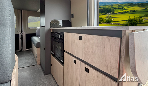 Campervan – 4 Berth (Automatic)4