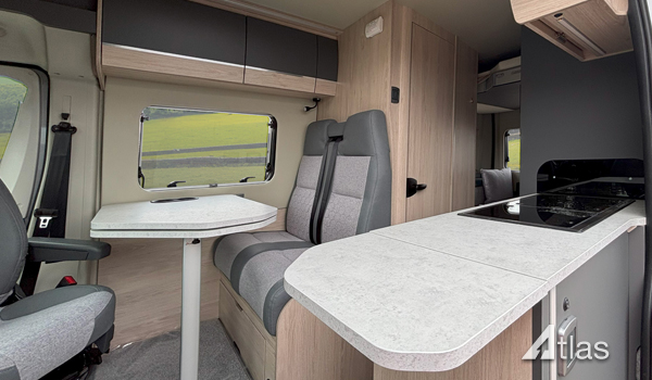 Campervan – 4 Berth (Automatic)5