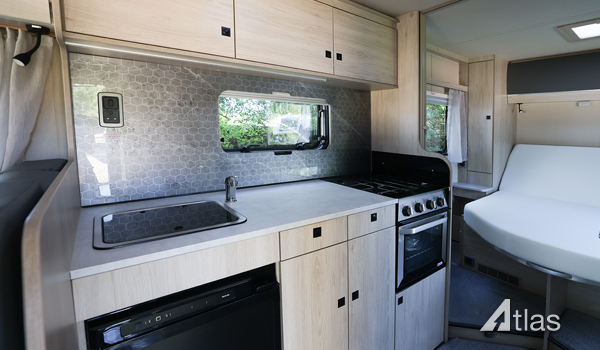 Motorhome – 4 berth with fixed bed (Automatic)4